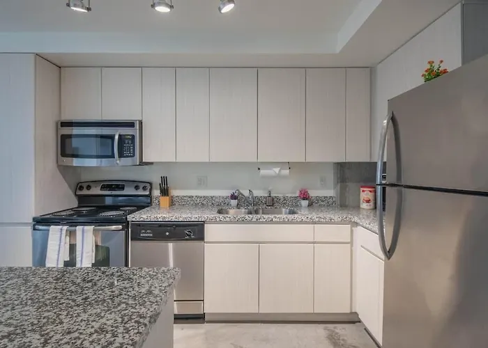 Apartment Lovely 1bd - Downtown - Gym, Pool, Parking Phoenix