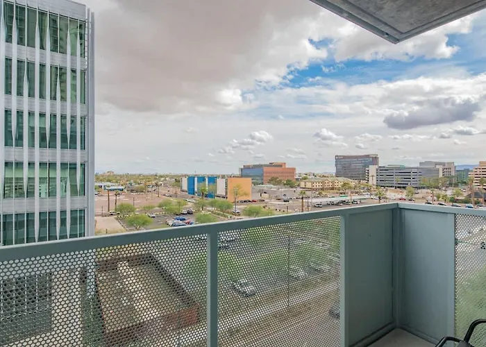 Apartment Lovely 1bd - Downtown - Gym, Pool, Parking *