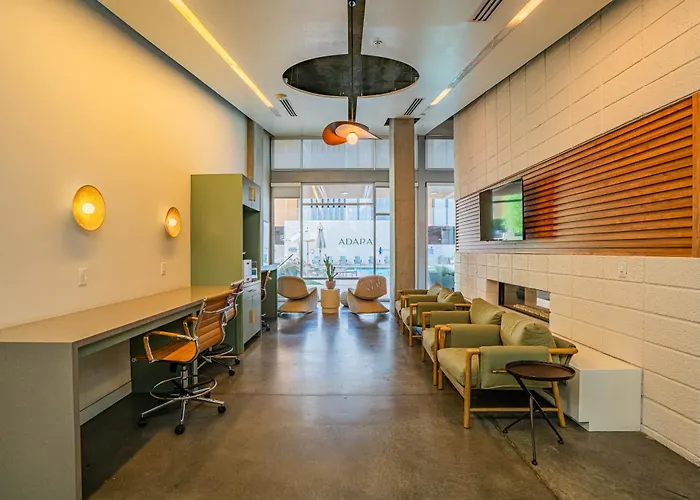 Apartment Lovely 1bd - Downtown - Gym, Pool, Parking