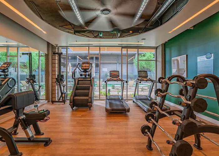 Apartment Lovely 1bd - Downtown - Gym, Pool, Parking *