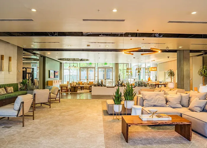 Lovely 1bd - Downtown - Gym, Pool, Parking * Phoenix