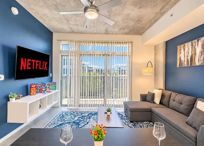 Lovely 1bd - Downtown - Gym, Pool, Parking Phoenix