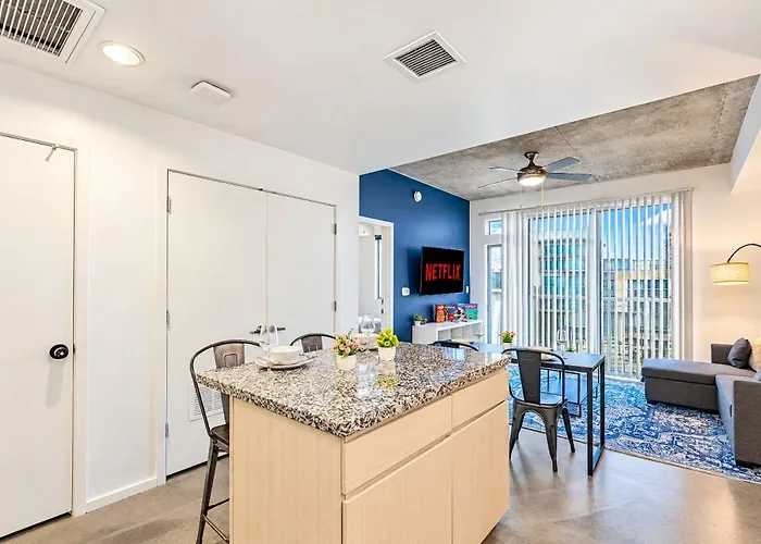 Apartamento Lovely 1bd - Downtown - Gym, Pool, Parking
