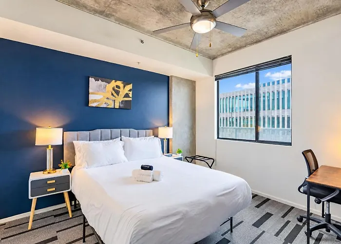 Apartamento Lovely 1bd - Downtown - Gym, Pool, Parking Phoenix